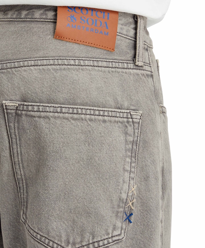 CORE Dean loose tapered jeans grijs