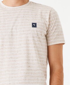 T-shirt beige