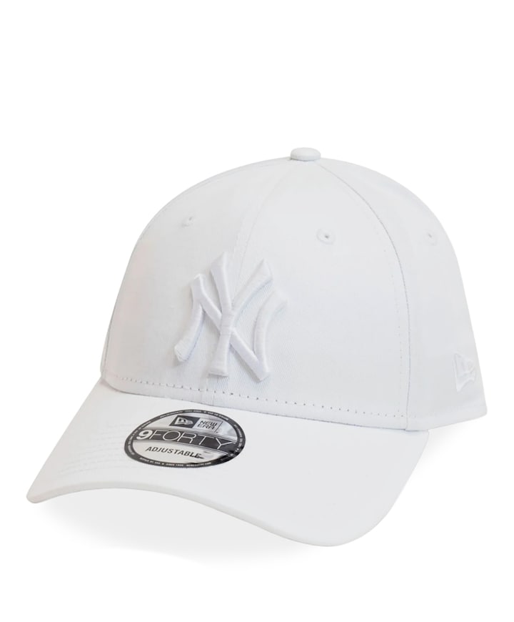 Cap wit
