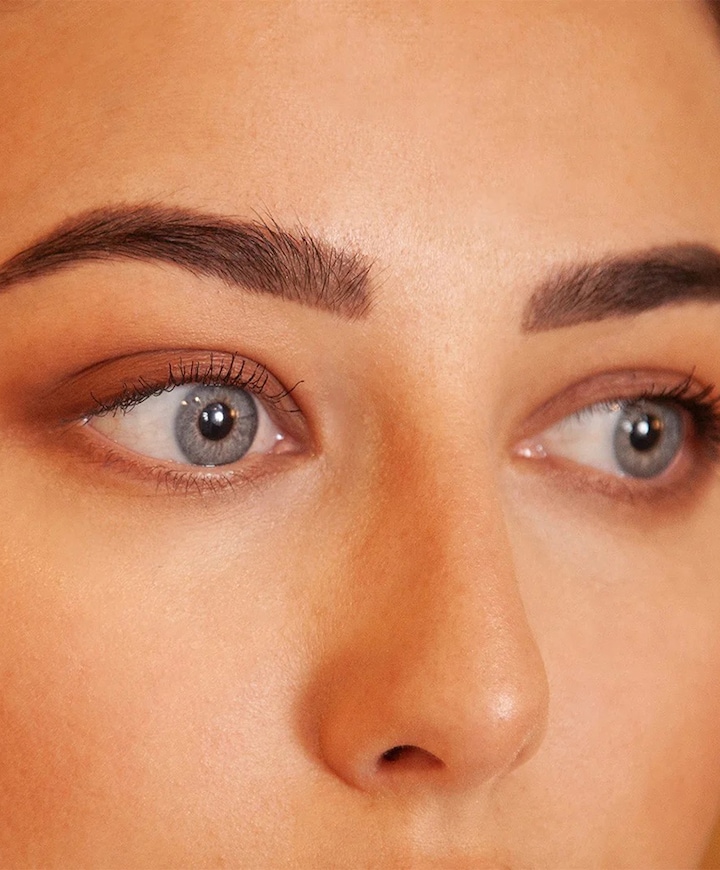 Wenkbrauw make-up bruin