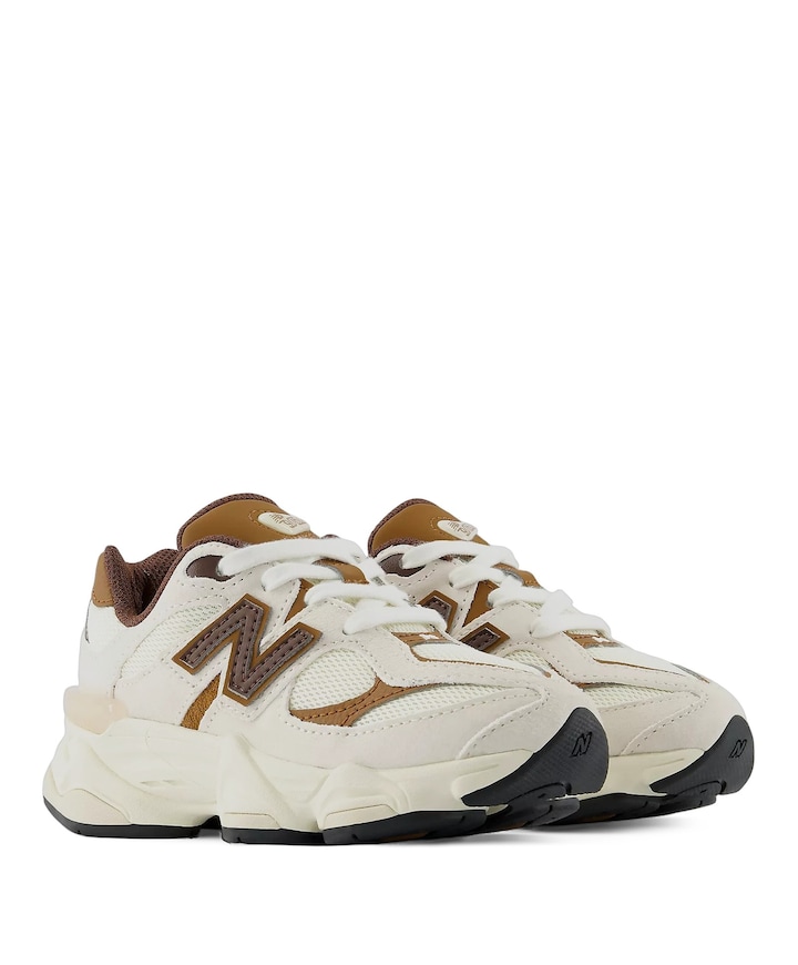 9060 uniseks sneakers  ecru