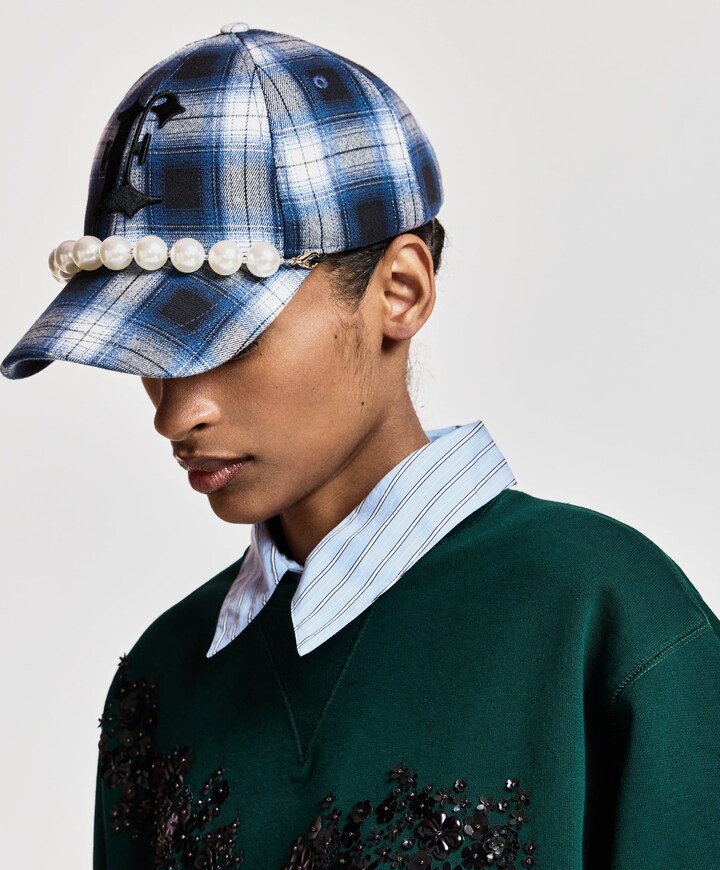 Dames cap zwart