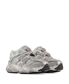 9060 uniseks sneakers  grijs