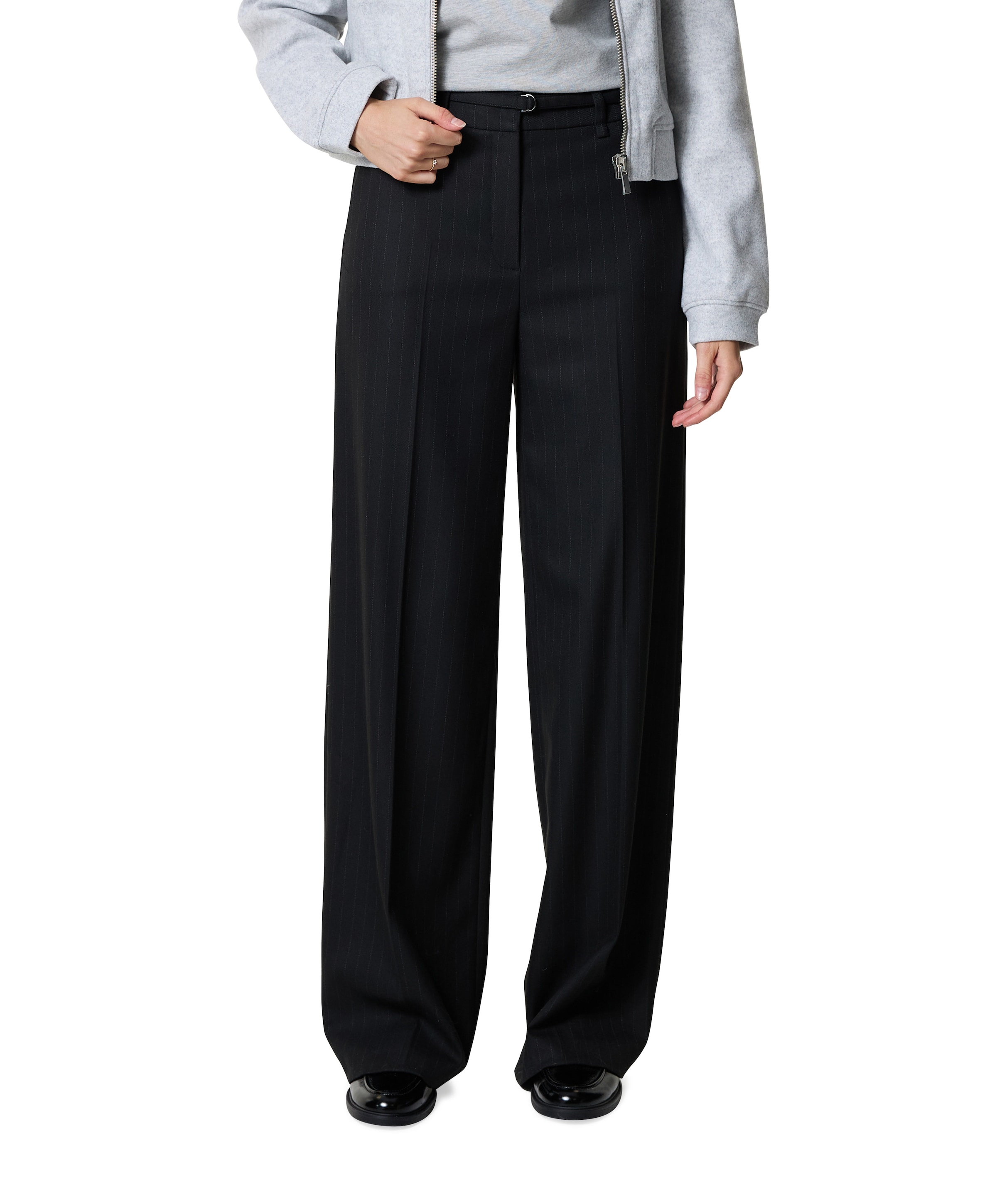 19a02-03296A pantalon zwart