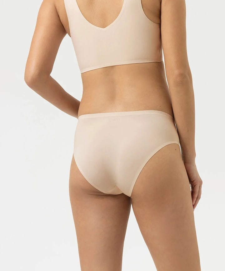 Dames slip beige