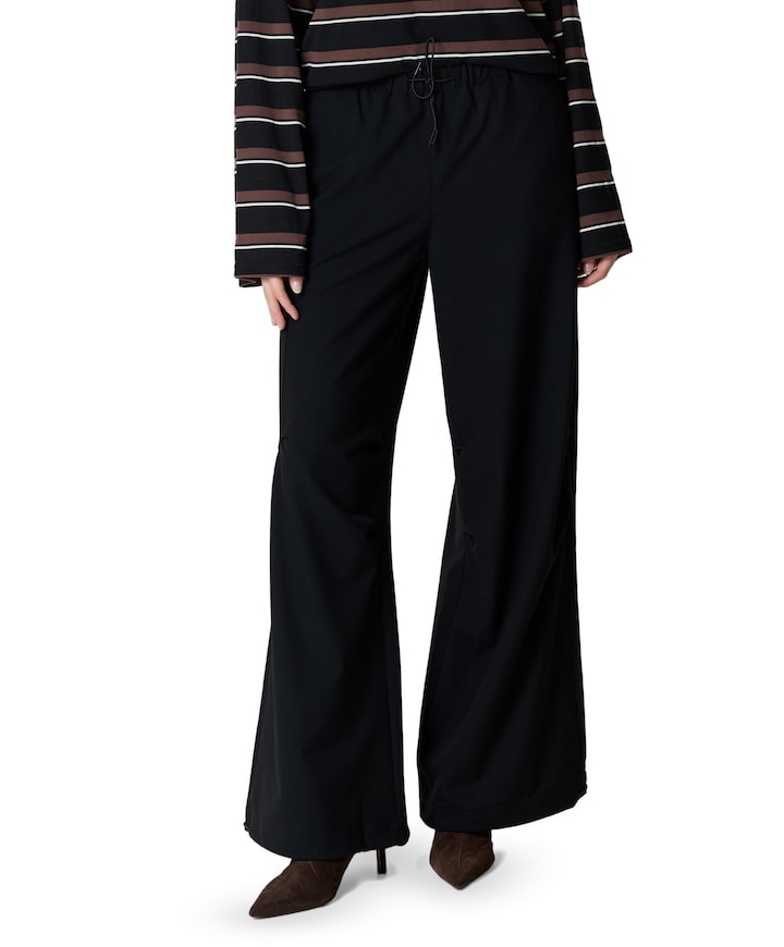 ZOEYFV 097 BLACK INK dames broek zwart