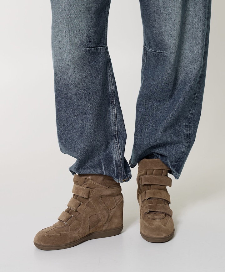Isa dames enkellaarzen beige
