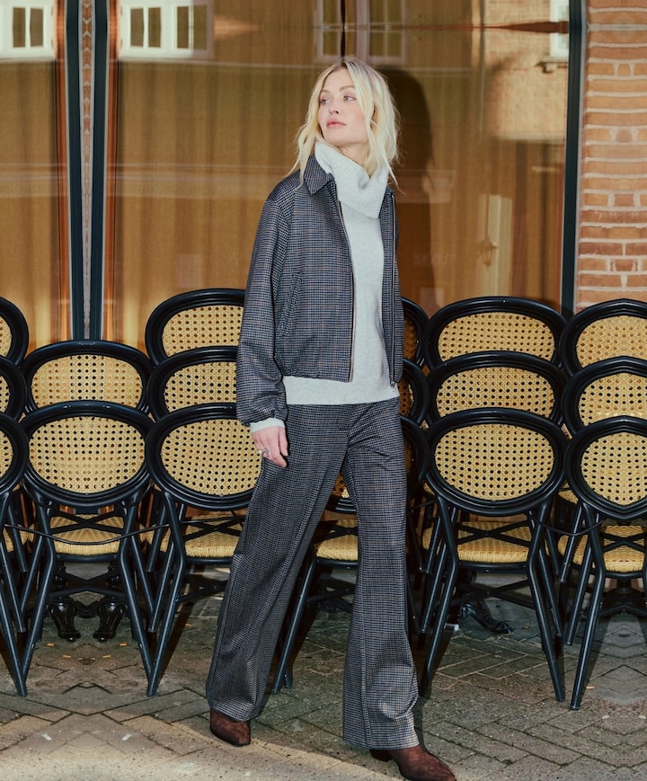 FQNADUVA dames broek zwart