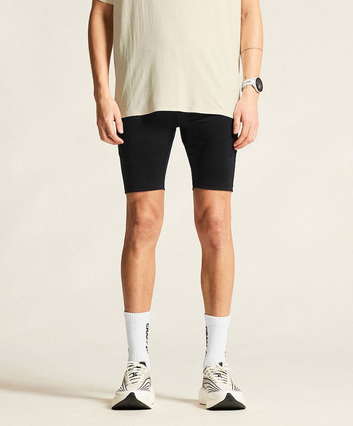 ESSENCE 3 M heren tight short zwart