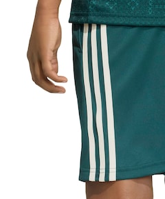 Real Madrid uitshorts REAL A SHO