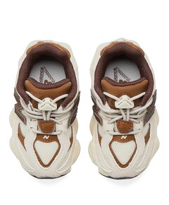 9060 uniseks sneakers  beige