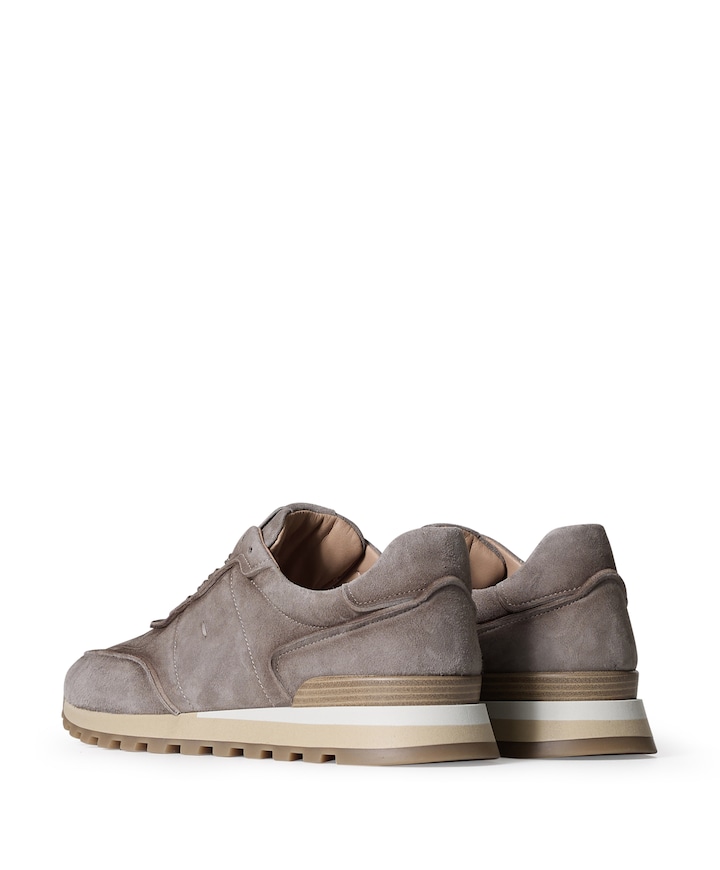 sneakers beige