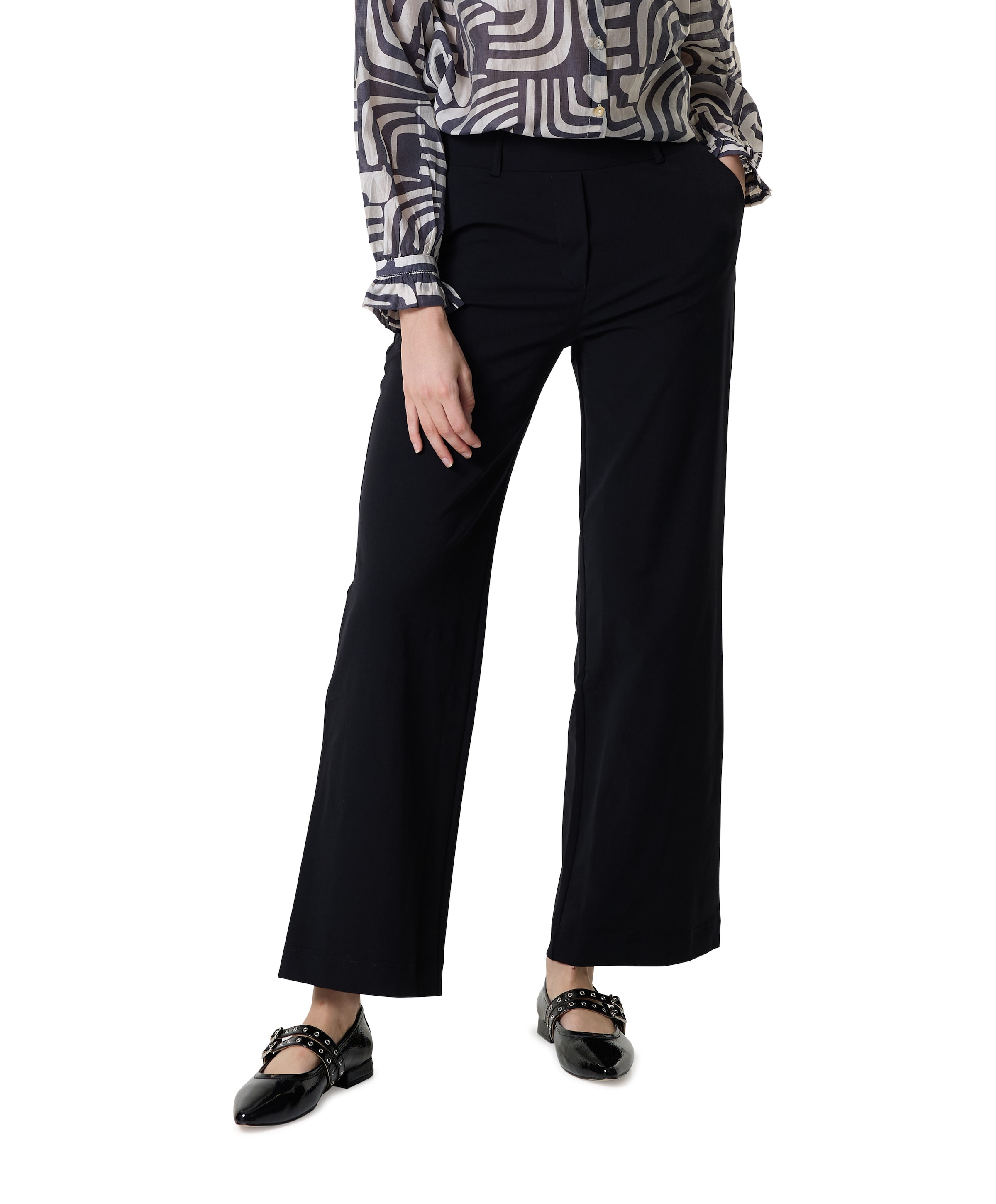 PATRICE SHORT LENGTH TRAVEL broek zwart