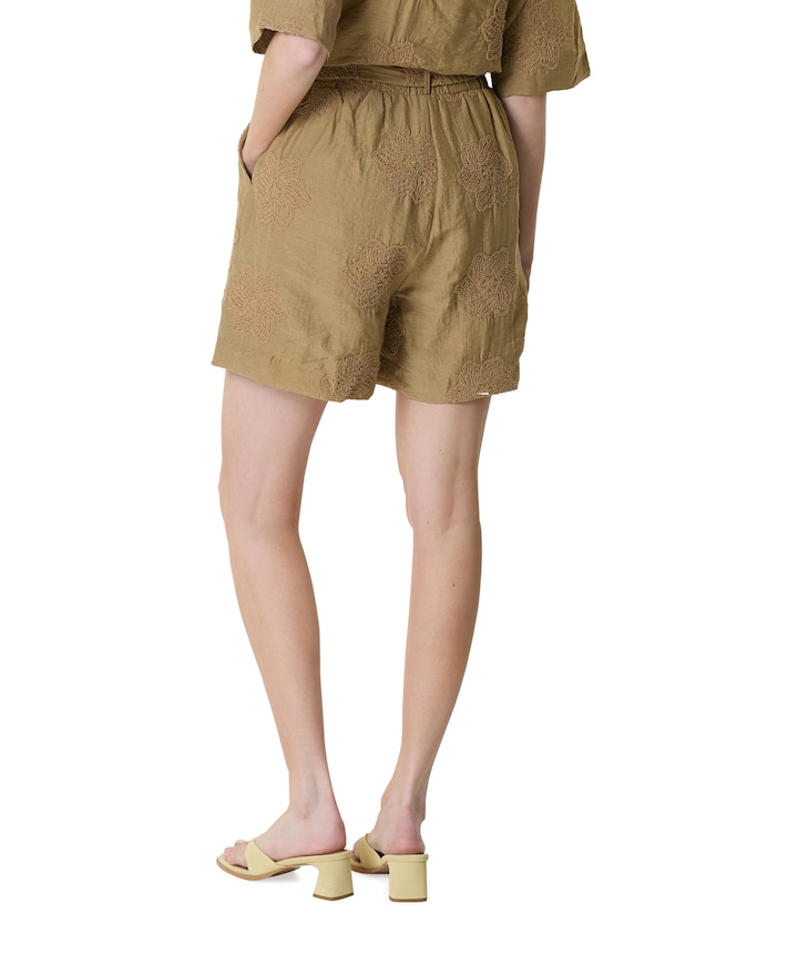 Embroidery dames korte broek beige
