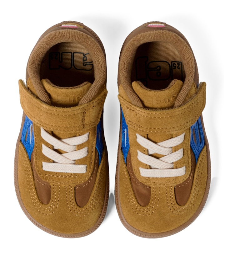 One uniseks sneakers  bruin