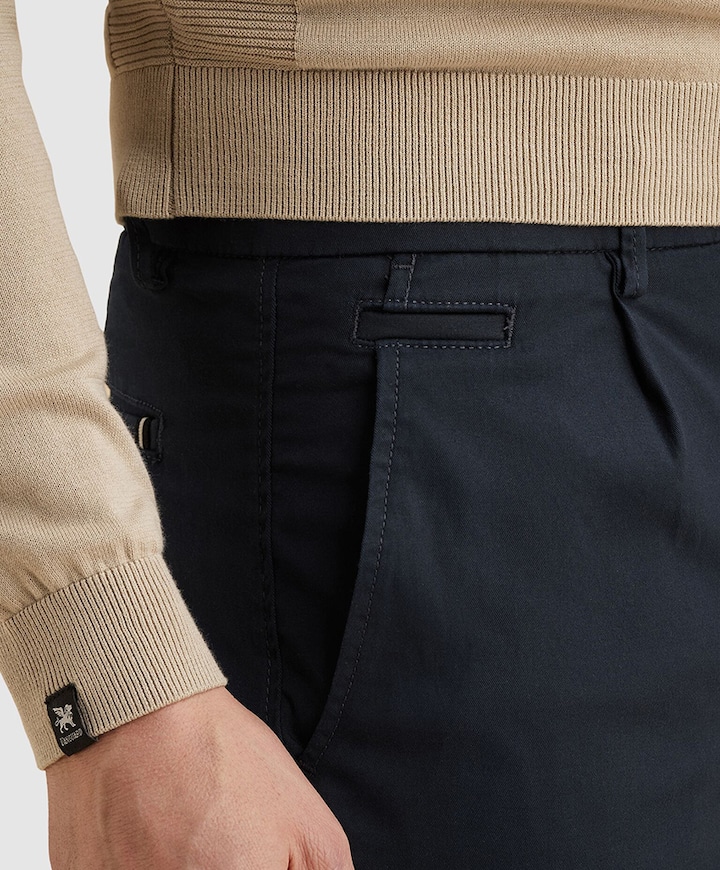 V35 RELAXED CHINO SOFT STRETCH TENCEL heren broek blauw