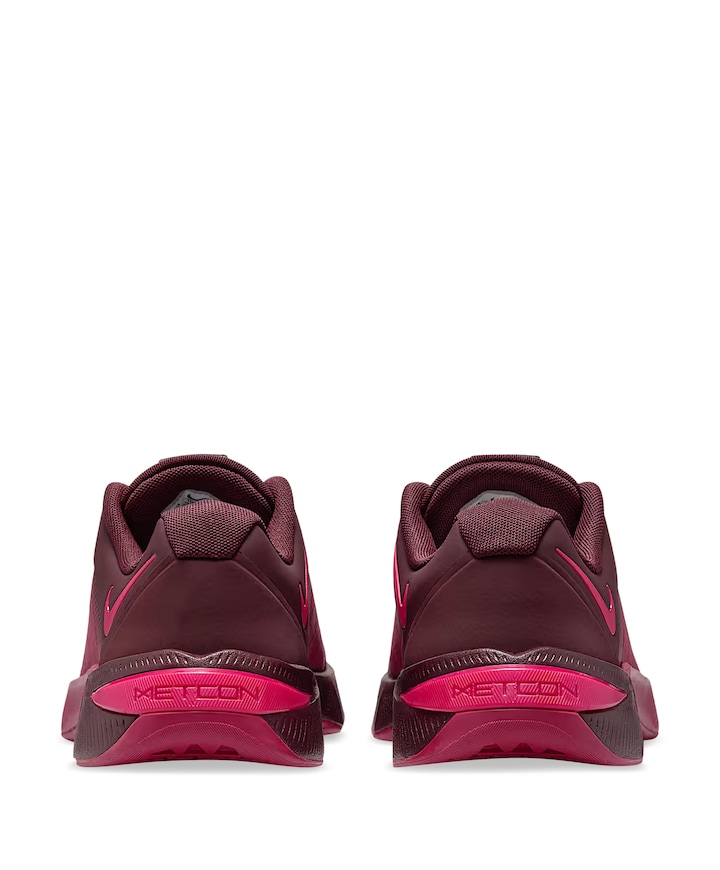 W Nike Metcon 10 runningschoenen rood