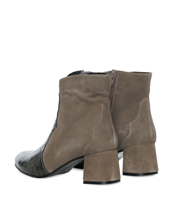 dames enkellaarzen ecru