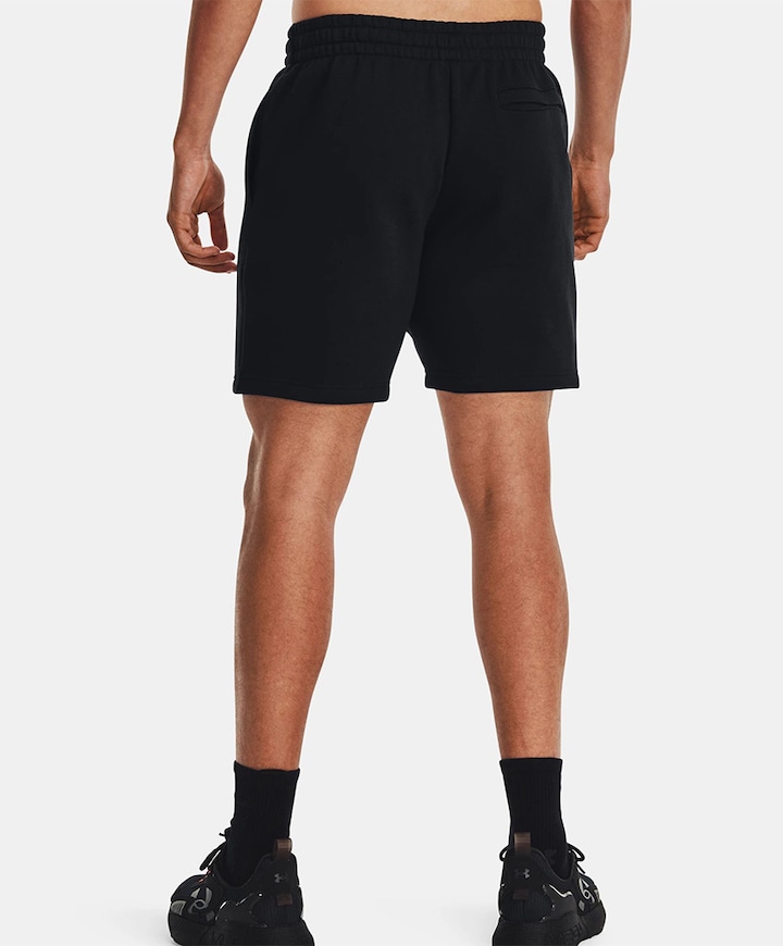 Ua Essential Fleece blk short zwart