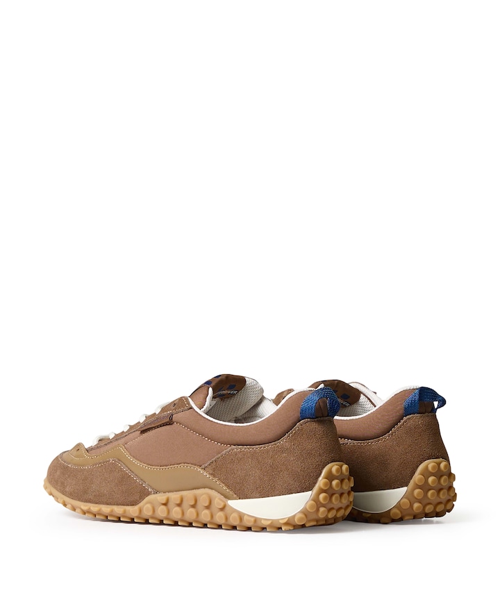 CHECKMATE DRIVER dames sneakers bruin
