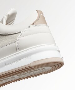 Low Top Tech Crumbs sneakers ecru