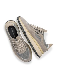 sneakers beige