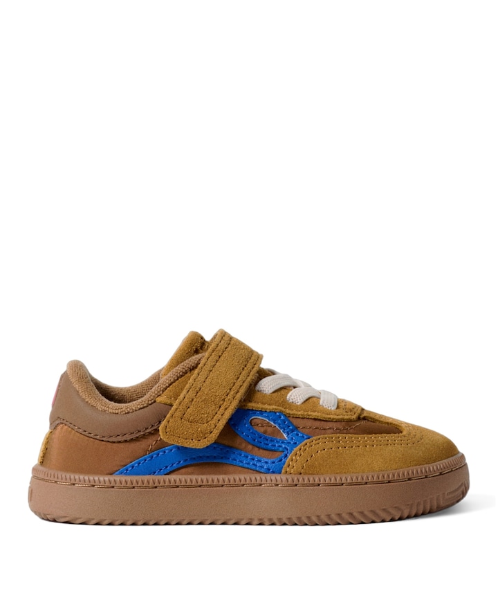 One uniseks sneakers  bruin